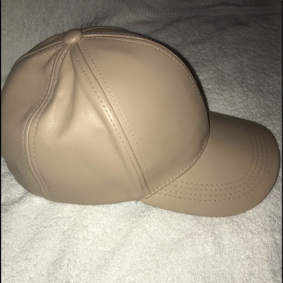 Hat - Picture 2 of 4